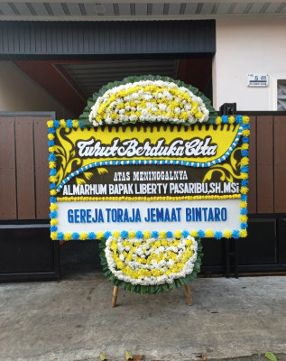 Papan Bunga Duka di Sumberrejo